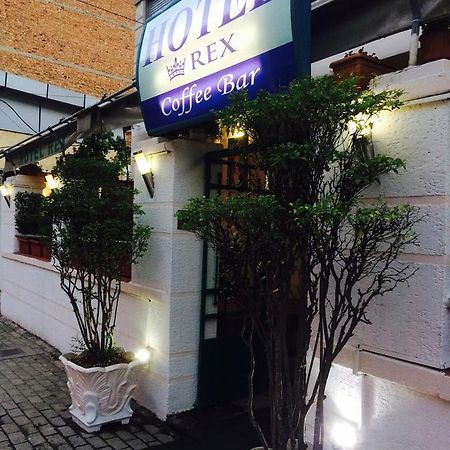 Hotel Rex ติรานา ภายนอก รูปภาพ